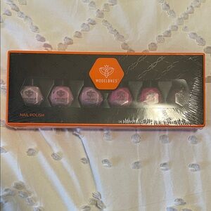 Modelones Pink Nail Polish Collection